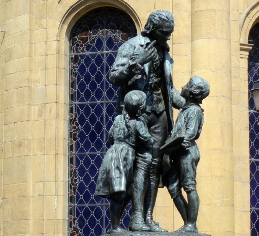 Pestalozzi monument