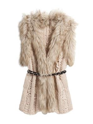 knitted vest with fur