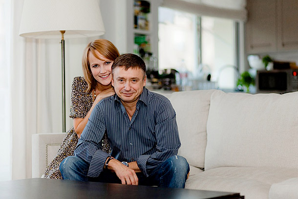 Антон Табаков с женой