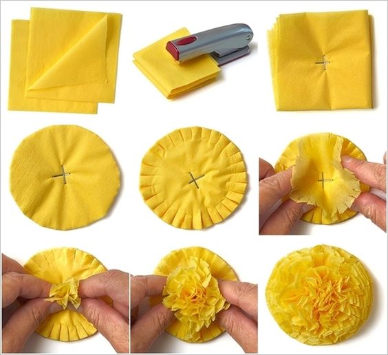 how to make pompoms from napkins