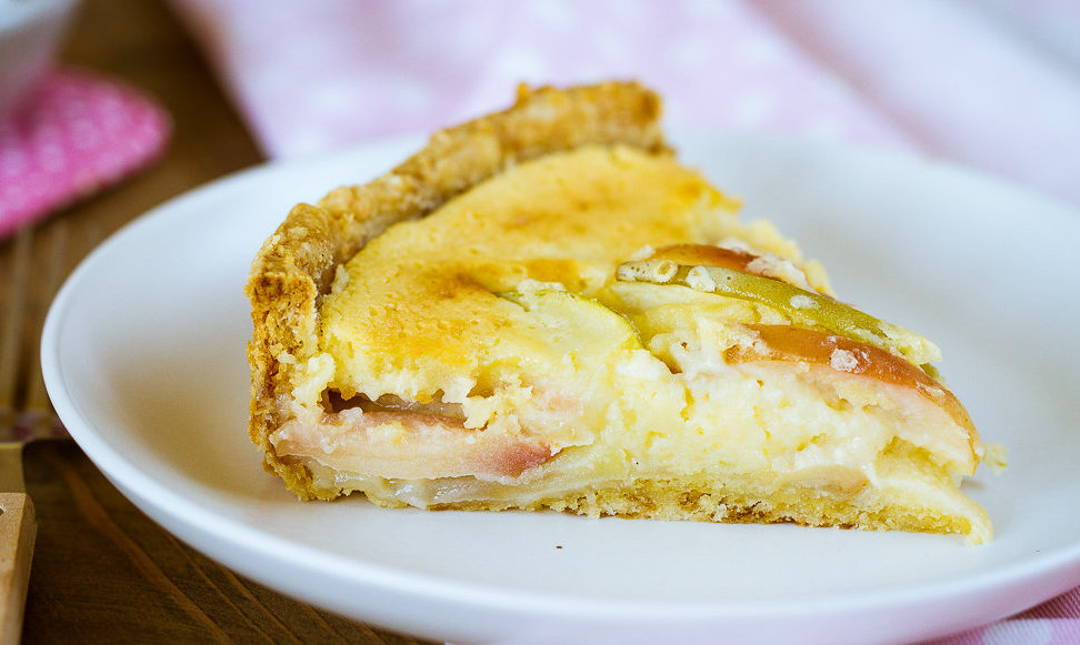 Пирог с яблоками в духовке рецепт с фото пошаговый рецепт