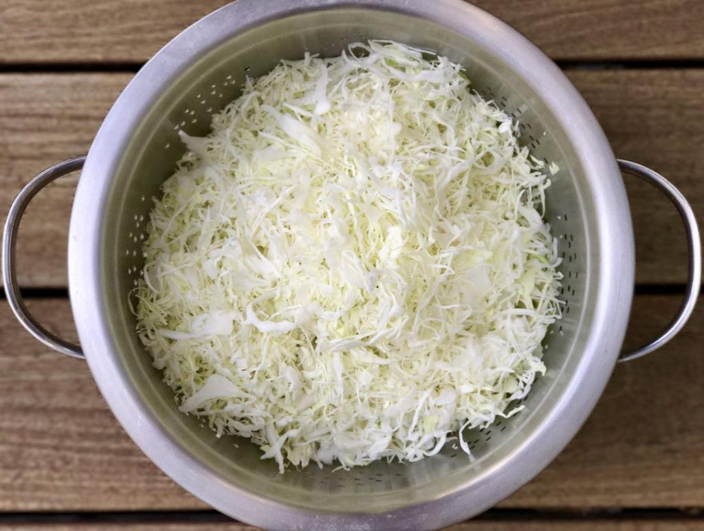 Начинка для пирожков рис с яйцом и зеленым луком рецепт с фото