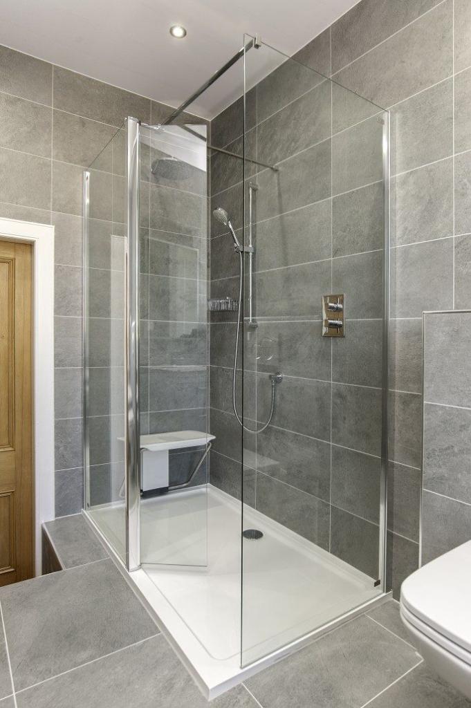 shower room in the sauna