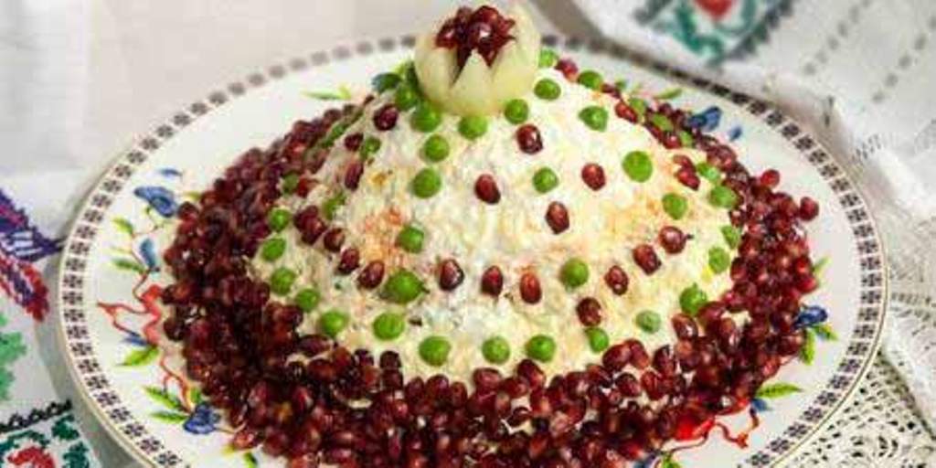 Salad with pomegranates photo