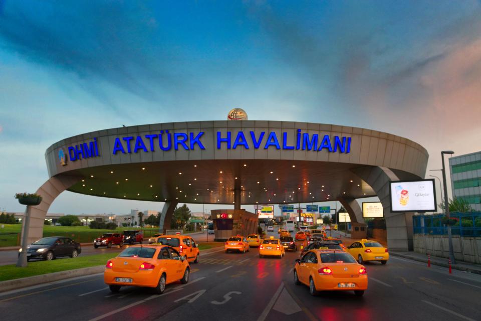 Такси в аэропорту Стамбула Ататюрк