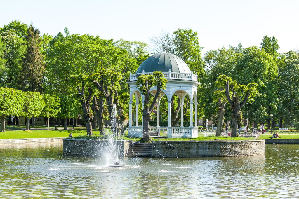 Парк кадриорг в таллине