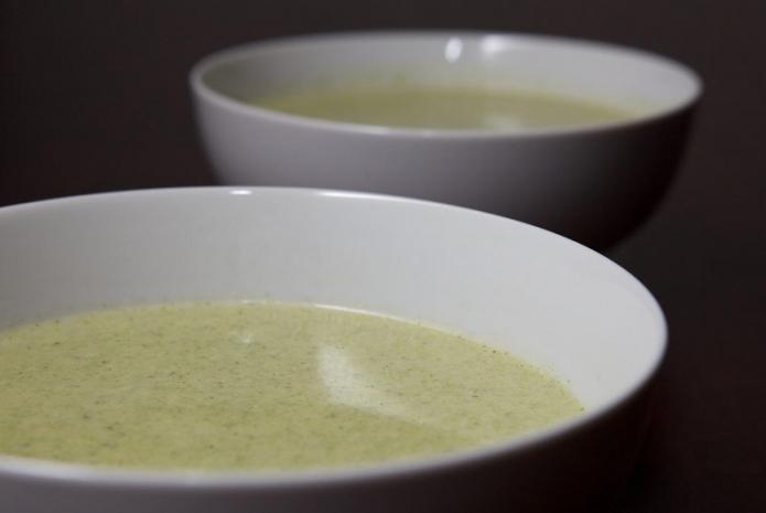 Broccoli chicken puree soup