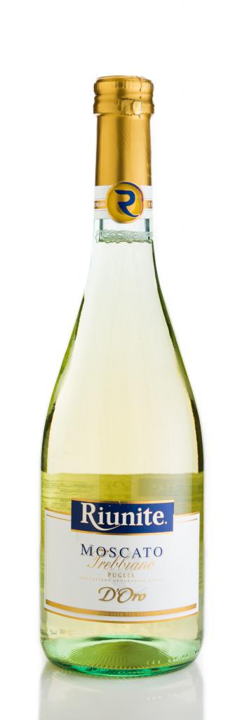 Вино Riunite d’Oro, белое полусладкое
