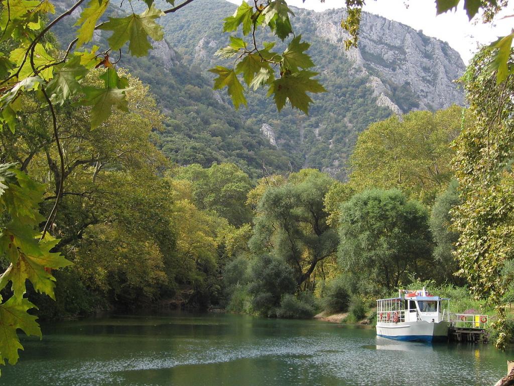 Лариса (Греция): река