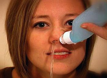 Чем промывать нос при заложенности