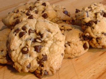 American cookies with chocolate