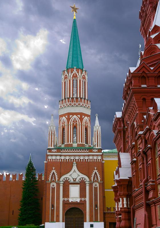 water tower of the Moscow Kremlin description