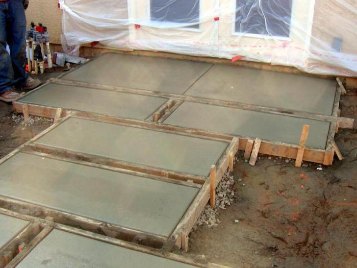 How to make decorative concrete with your own hands?