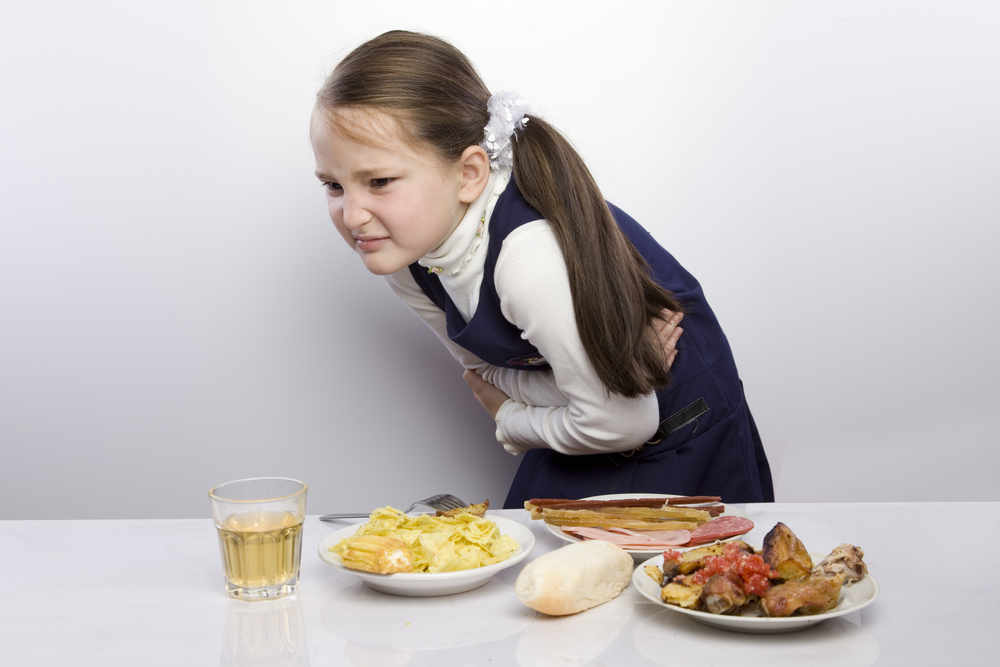 Что можно давать подростку. Питание детей. Неправильное питание детей. Пищевое отравление у ребенка. Еда для детей.
