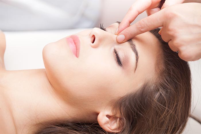 как делать массаж при неврите лицевого нерва