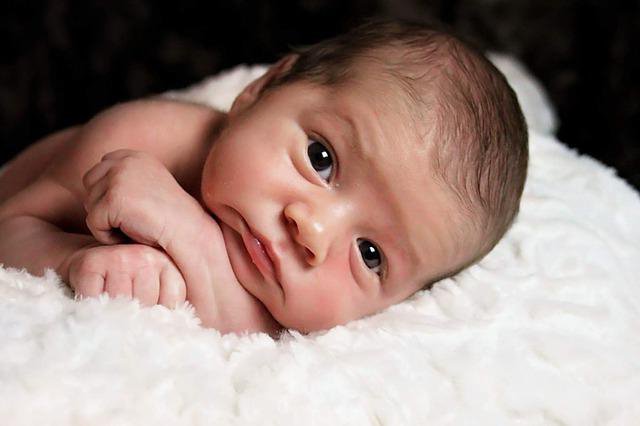 Меконий у новорожденных фото