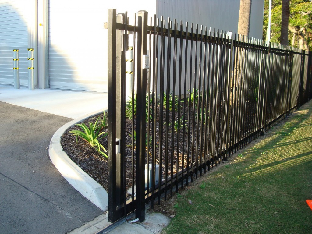 Installation of automatic sliding gates