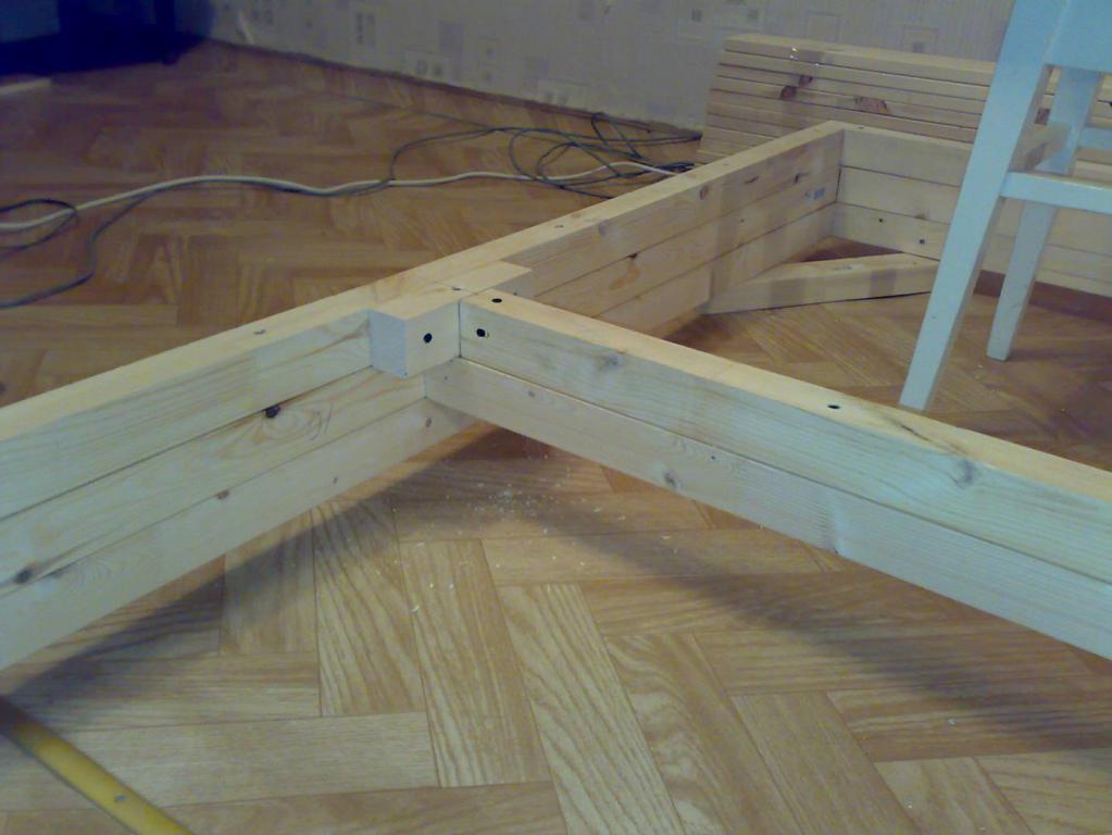 Double bed frame