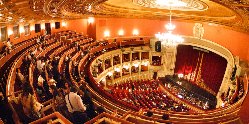 Зал Латвийской оперы