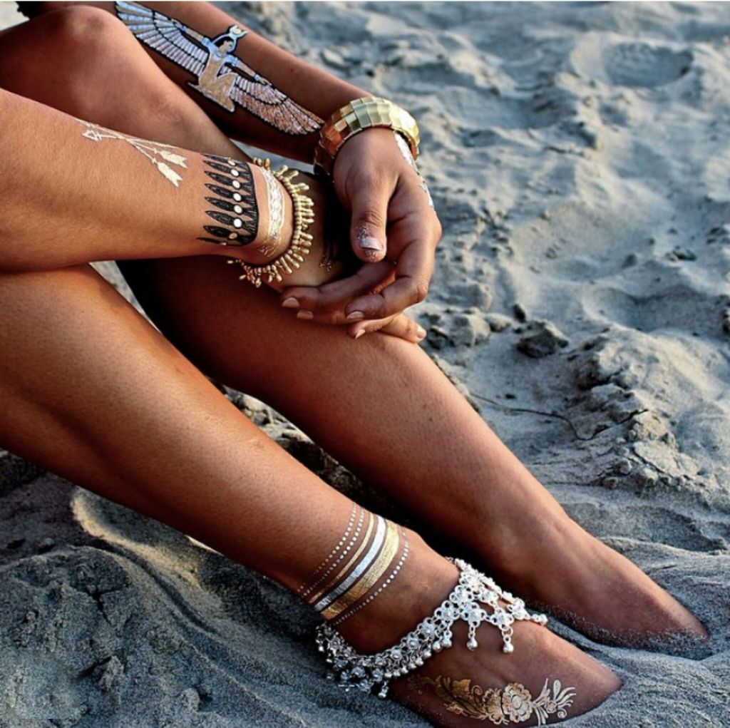 браслет на ногу пляж