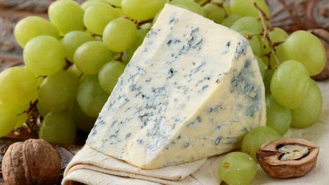 Is blue cheese healthy?