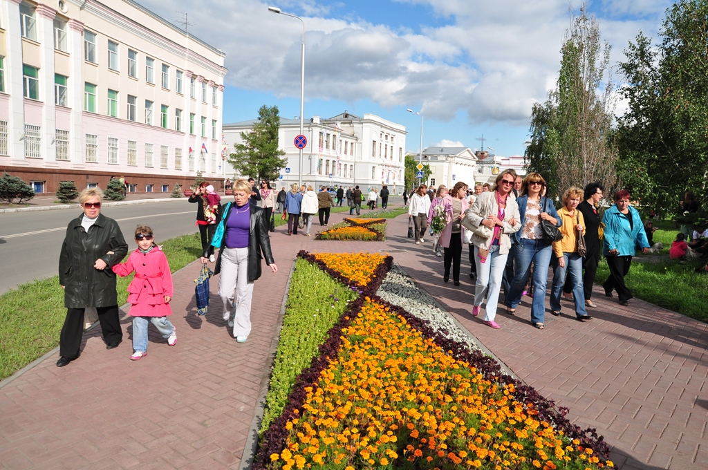 Первомайский сквер омск фото