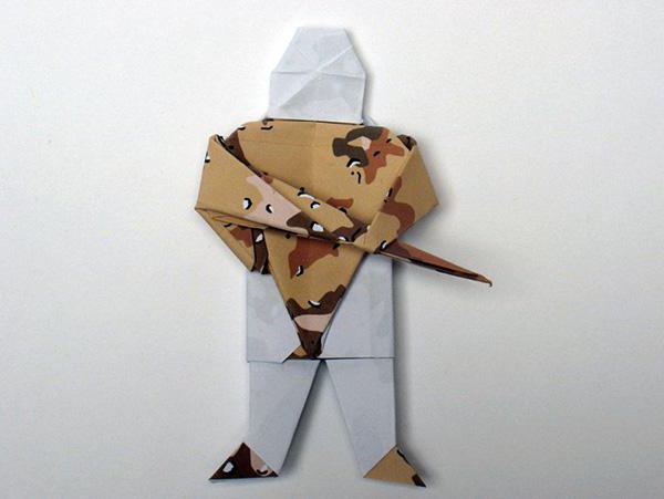 how to make an origami paper soldier