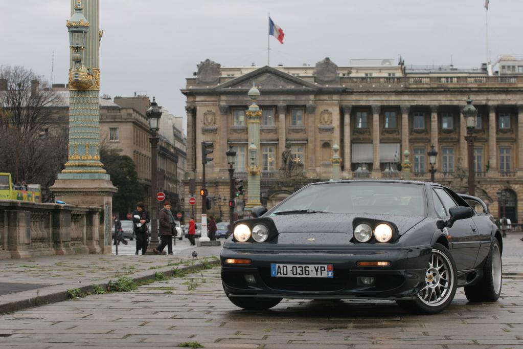 Lotus Esprit front view