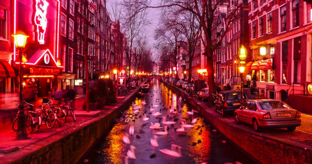 Амстердам, квартал Красных Фонарей