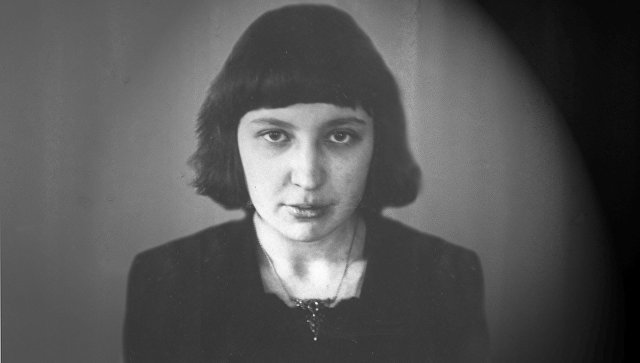 analysis of the poem Tsvetaeva’s jealousy attempt