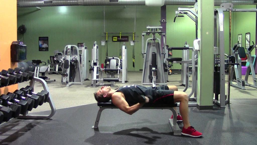 Dumbbell lying Triceps Extension