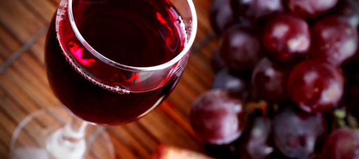 При гипертонии можно пить красное вино thumbnail