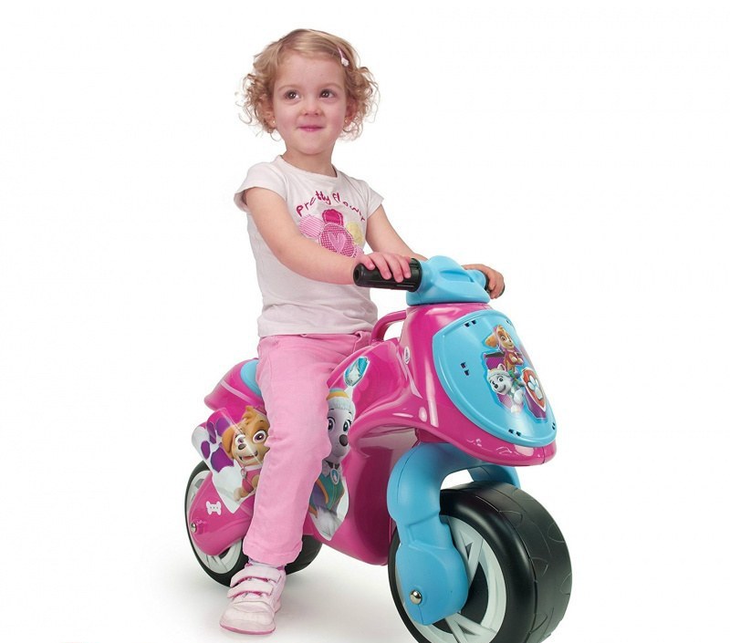 girl develops a motorcycle