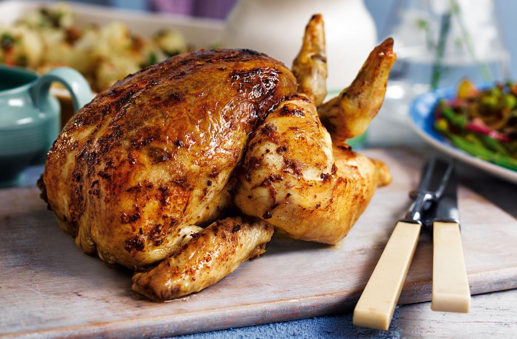 Курица, запеченная в духовке с гречкой