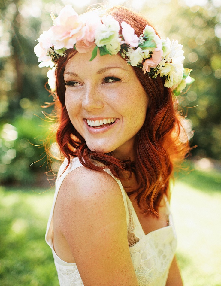 Hair band with flowers