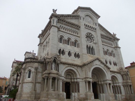 Католический собор в Монако