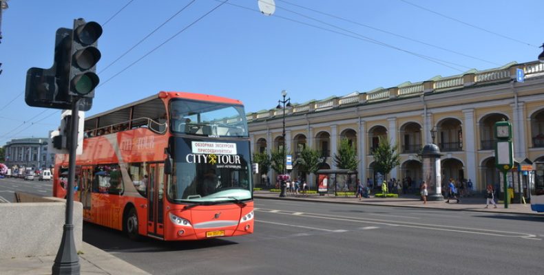 Экскурсии по Санкт Петербургу на автобусе