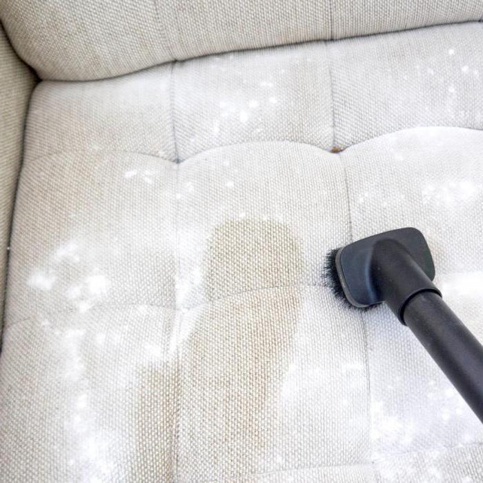 Помыть диван в домашних условиях от грязи и пятен