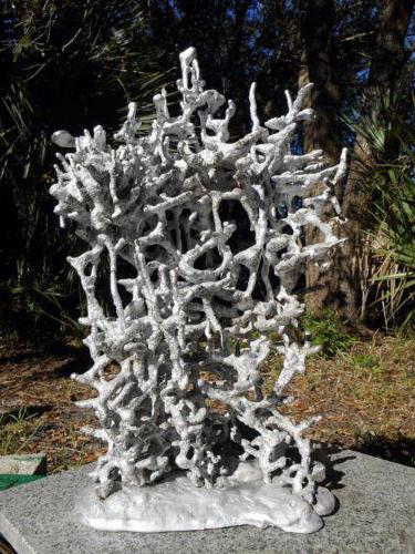 what will happen if the anthill pour molten aluminum