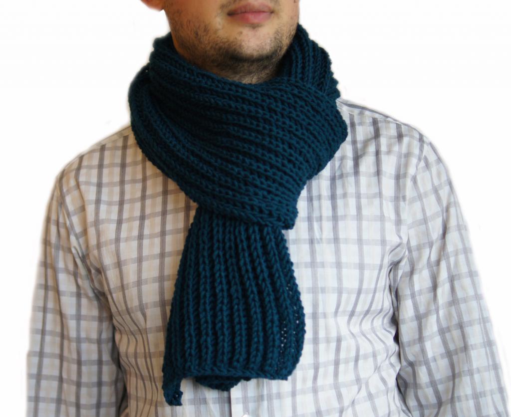 Вязаные шарфы мужчин