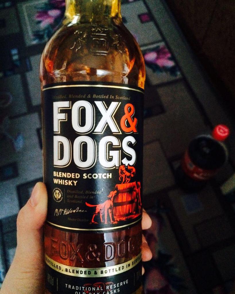 Fox and Dogs виски