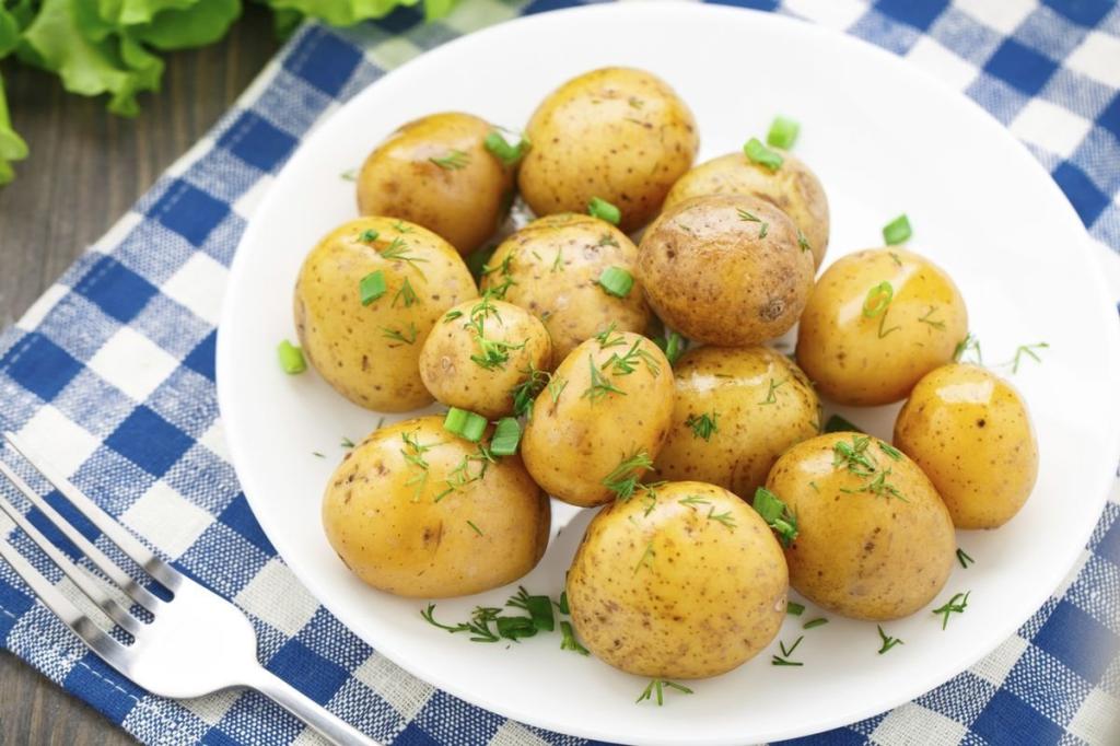 как вкусно сварить картошку в кастрюле