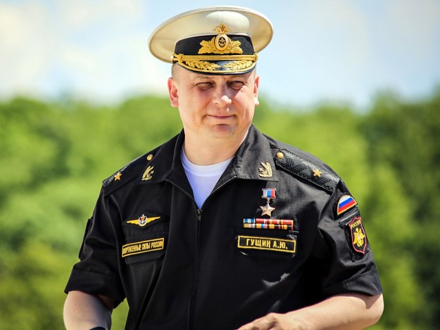 Генерал-лейтенант Гущин Андрей Юрьевич