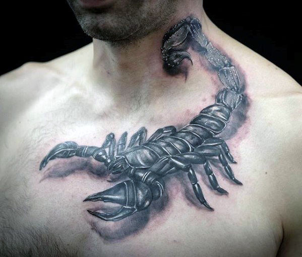 скорпион на груди тату