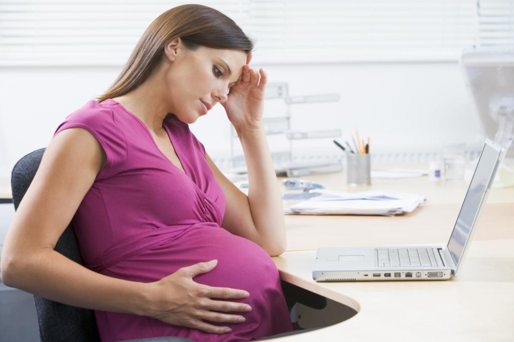 Сильный стресс во время беременности