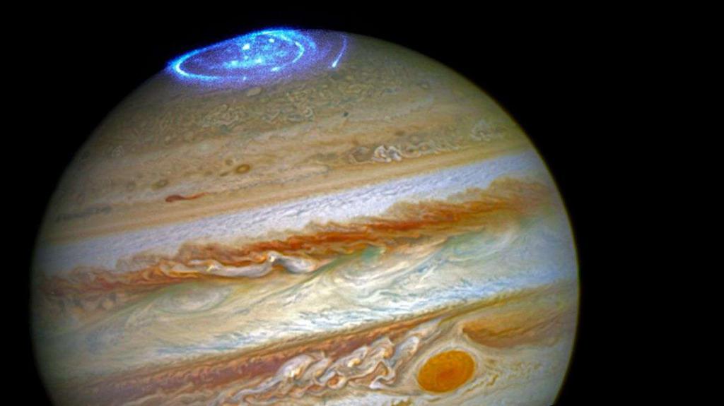 полярное сияние на Юпитере