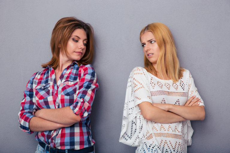 Как поссориться с подругой? Возможные причины разрыва отношений