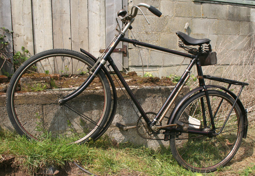 Старый дорожный велосипед