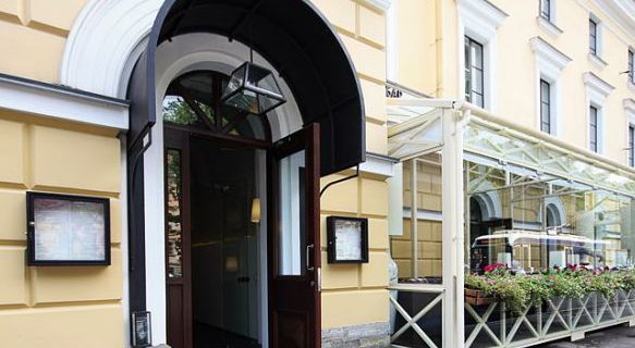 entrance to the restaurant