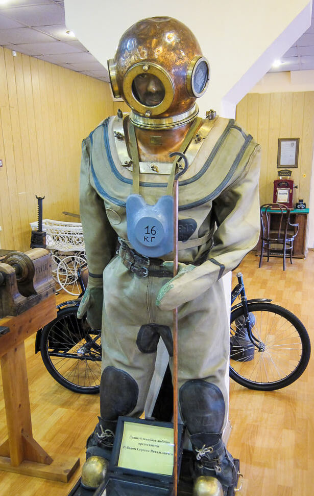 spacesuit exhibit